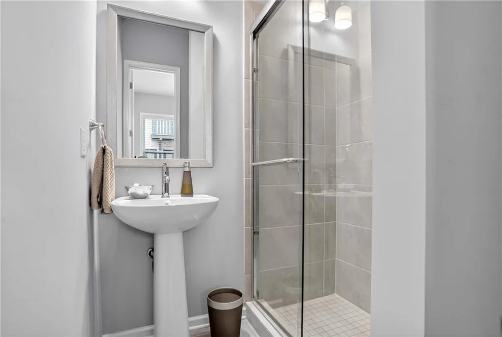 6607 Sterling Drive, Sandy Springs, Georgia 30328, 2 Bedrooms Bedrooms, ,2 BathroomsBathrooms,Residential,For Sale,6607 Sterling Drive,7637245