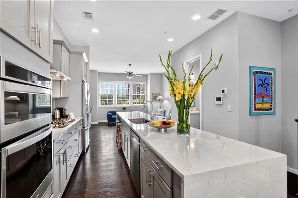 6607 Sterling Drive, Sandy Springs, Georgia 30328, 2 Bedrooms Bedrooms, ,2 BathroomsBathrooms,Residential,For Sale,6607 Sterling Drive,7637245