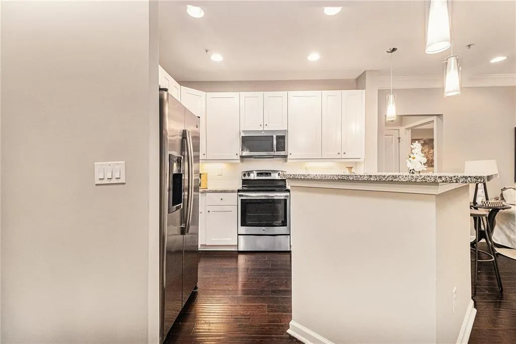 10 Perimeter Summit Boulevard Ne Unit 4134, Atlanta, Georgia 30319, 2 Bedrooms Bedrooms, ,2 BathroomsBathrooms,Residential,For Sale,10 Perimeter Summit Boulevard Ne Unit 4134,7636511