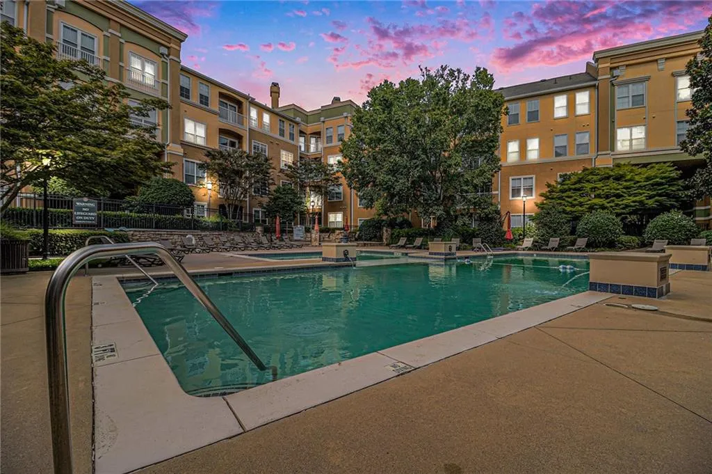10 Perimeter Summit Boulevard Ne Unit 4134, Atlanta, Georgia 30319, 2 Bedrooms Bedrooms, ,2 BathroomsBathrooms,Residential,For Sale,10 Perimeter Summit Boulevard Ne Unit 4134,7636511
