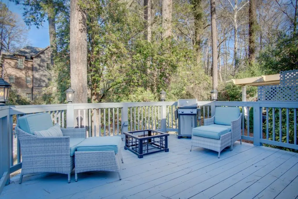 1595 Wesley Parkway Nw, Atlanta, Georgia 30327, 4 Bedrooms Bedrooms, ,2 BathroomsBathrooms,Residential,Sold,1595 Wesley Parkway Nw,5955057
