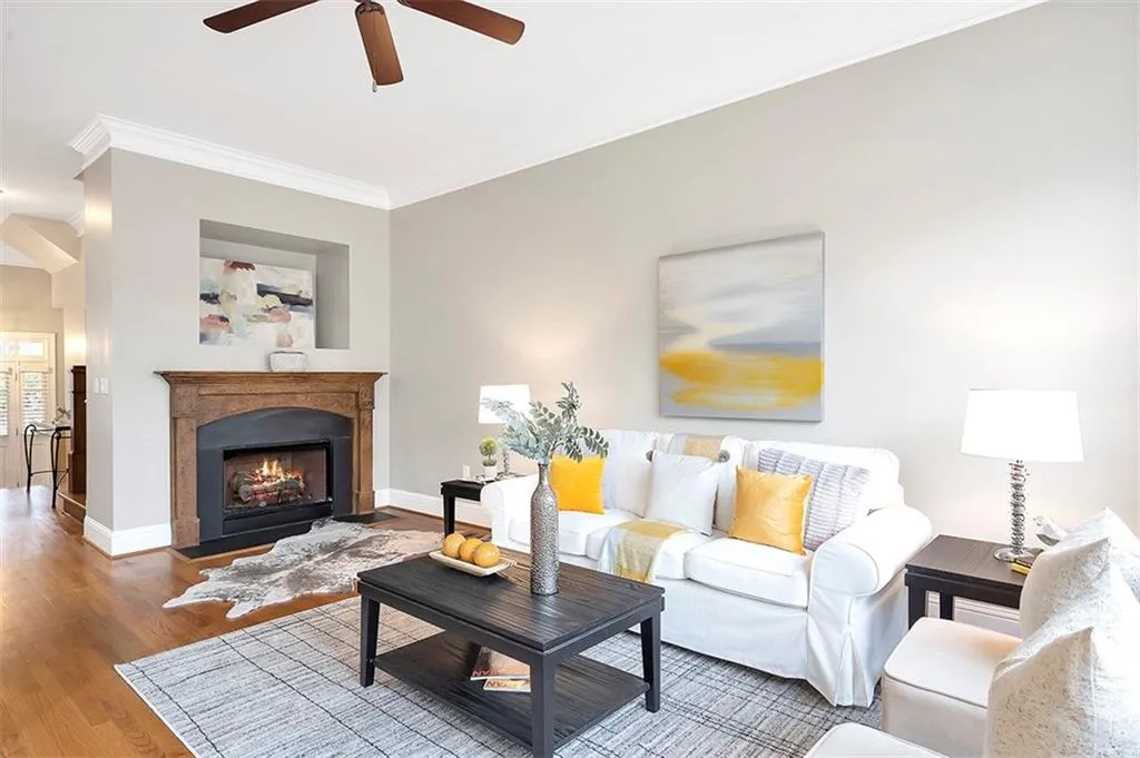 5408 Glenridge Cove, Atlanta, Georgia 30342, 3 Bedrooms Bedrooms, ,2 BathroomsBathrooms,Residential,Sold,5408 Glenridge Cove,7151414