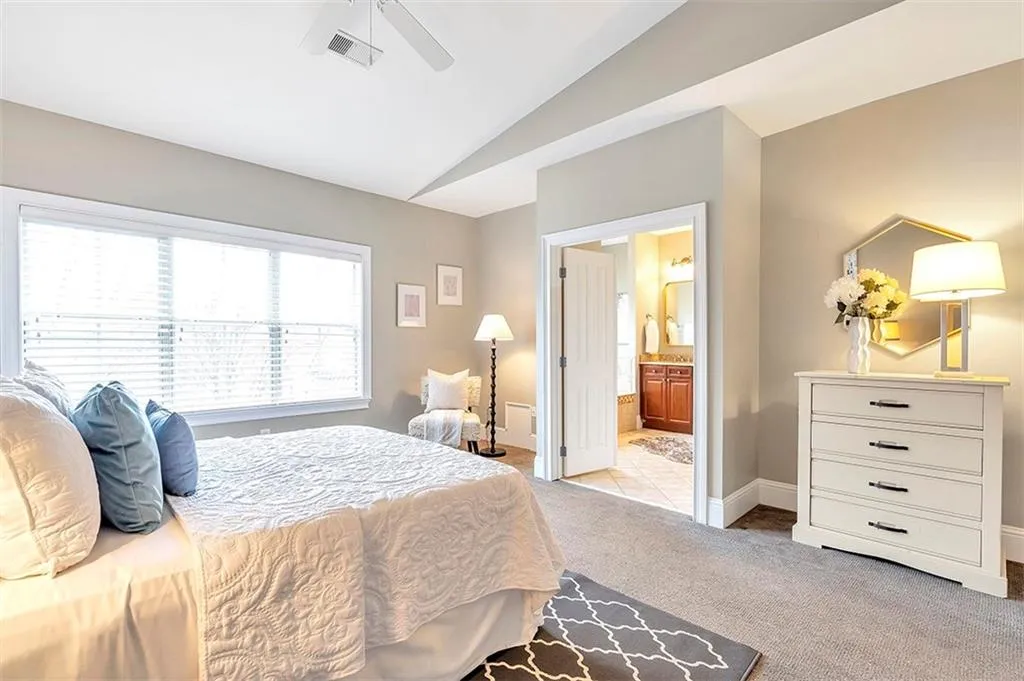 5408 Glenridge Cove, Atlanta, Georgia 30342, 3 Bedrooms Bedrooms, ,2 BathroomsBathrooms,Residential,Sold,5408 Glenridge Cove,7151414