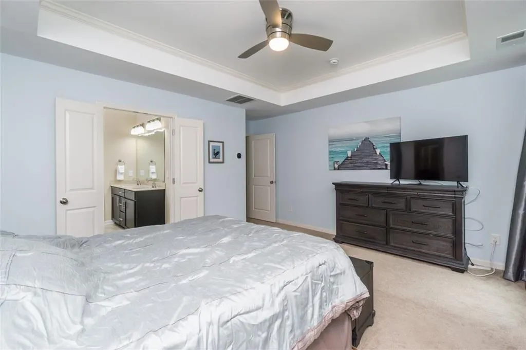 7585 Highland Bluff, Atlanta, Georgia 30328, 3 Bedrooms Bedrooms, ,3 BathroomsBathrooms,Residential,Sold,7585 Highland Bluff,6956690