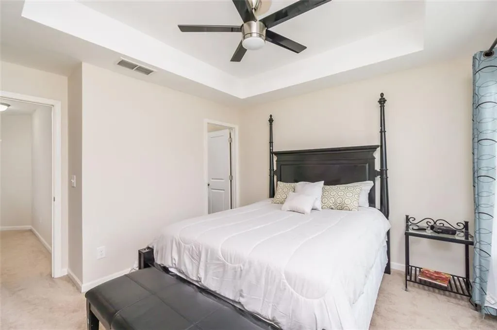 7585 Highland Bluff, Atlanta, Georgia 30328, 3 Bedrooms Bedrooms, ,3 BathroomsBathrooms,Residential,Sold,7585 Highland Bluff,6956690