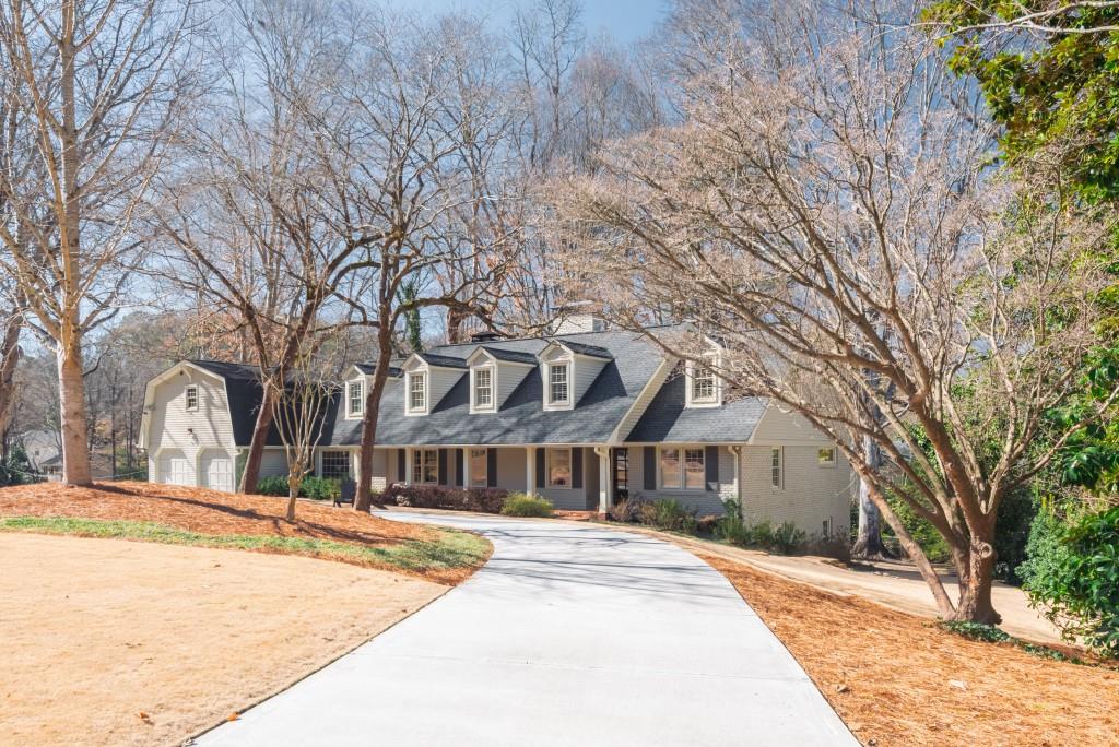 660 Starlight Drive, Atlanta, Georgia 30342, 7 Bedrooms Bedrooms, ,3 BathroomsBathrooms,Residential,Sold,660 Starlight Drive,7342521