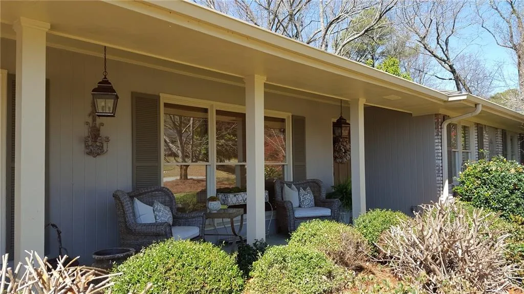 5920 Garber Drive, Sandy Springs, Georgia 30328, 3 Bedrooms Bedrooms, ,2 BathroomsBathrooms,Residential,Sold,5920 Garber Drive,5816397