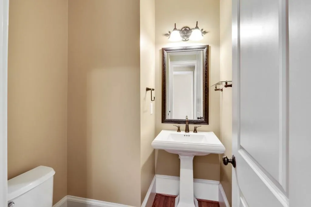 1021 E Paces Court Ne, Atlanta, Georgia 30326, 3 Bedrooms Bedrooms, ,3 BathroomsBathrooms,Residential,Sold,1021 E Paces Court Ne,5896822