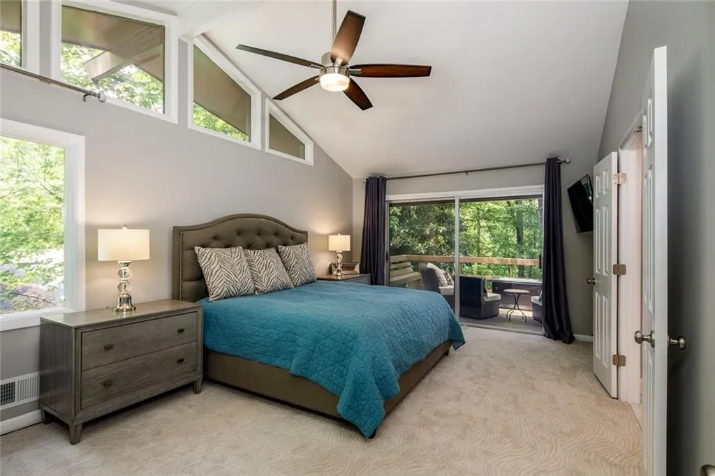 1260 Tynecastle Way, Sandy Springs, Georgia 30350, 5 Bedrooms Bedrooms, ,3 BathroomsBathrooms,Residential,Sold,1260 Tynecastle Way,6719880