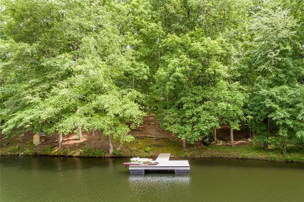 1260 Tynecastle Way, Sandy Springs, Georgia 30350, 5 Bedrooms Bedrooms, ,3 BathroomsBathrooms,Residential,Sold,1260 Tynecastle Way,6719880