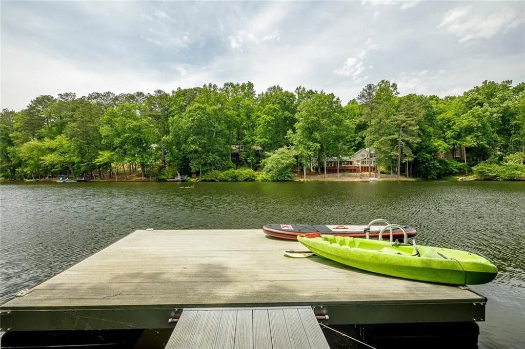 1260 Tynecastle Way, Sandy Springs, Georgia 30350, 5 Bedrooms Bedrooms, ,3 BathroomsBathrooms,Residential,Sold,1260 Tynecastle Way,6719880