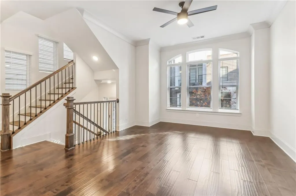 621 Broadview Terrace Ne, Atlanta, Georgia 30324, 3 Bedrooms Bedrooms, ,3 BathroomsBathrooms,Residential,For Sale,621 Broadview Terrace Ne,7620997