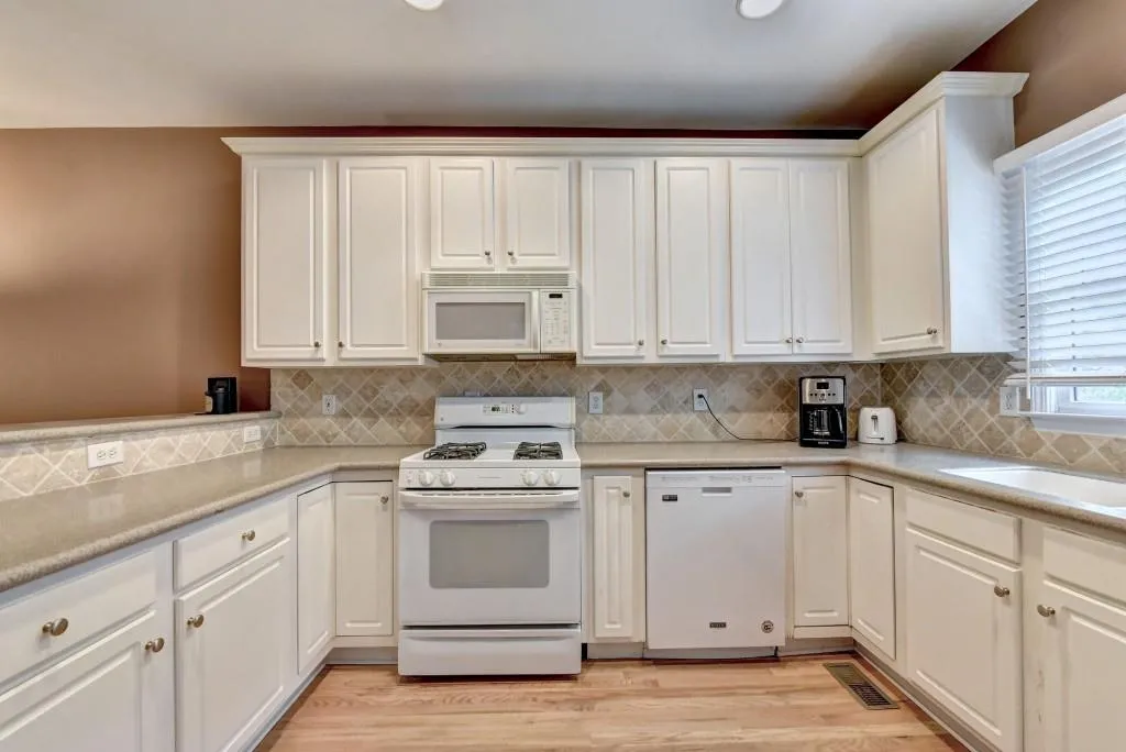 1200 Wing Street Unit 7, Sandy Springs, Georgia 30350, 3 Bedrooms Bedrooms, ,3 BathroomsBathrooms,Residential,Sold,1200 Wing Street Unit 7,6742546