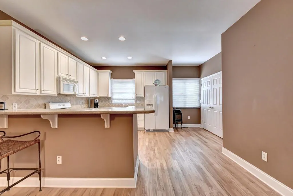 1200 Wing Street Unit 7, Sandy Springs, Georgia 30350, 3 Bedrooms Bedrooms, ,3 BathroomsBathrooms,Residential,Sold,1200 Wing Street Unit 7,6742546