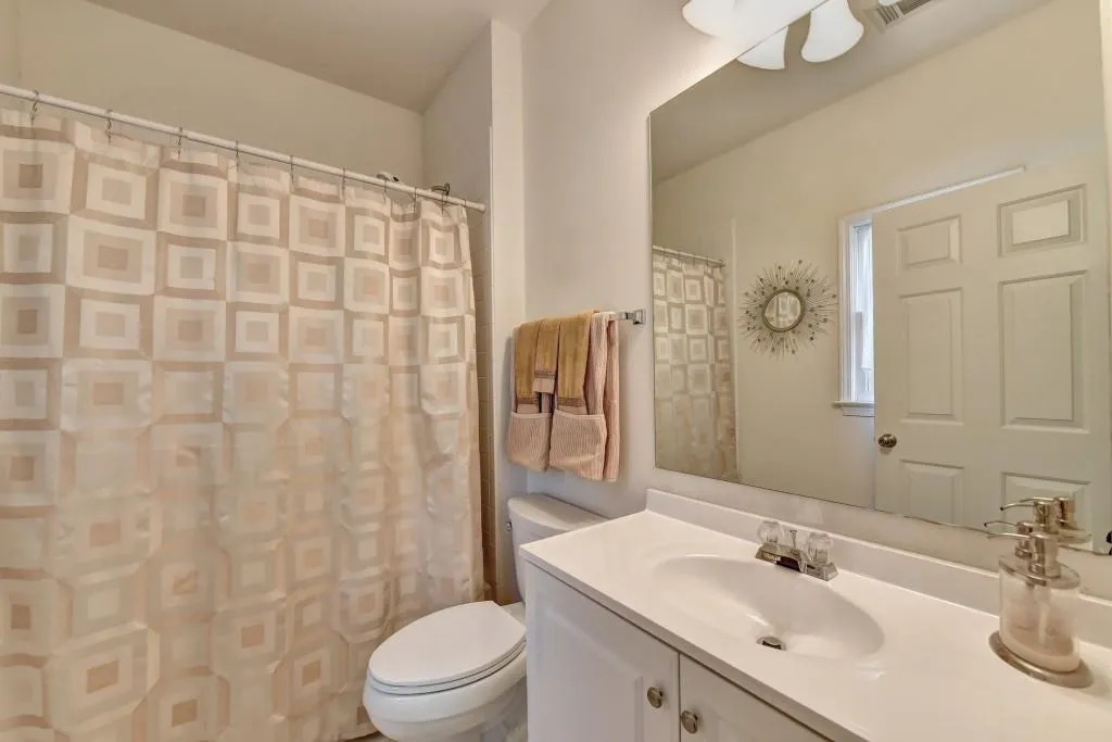 1200 Wing Street Unit 7, Sandy Springs, Georgia 30350, 3 Bedrooms Bedrooms, ,3 BathroomsBathrooms,Residential,Sold,1200 Wing Street Unit 7,6742546