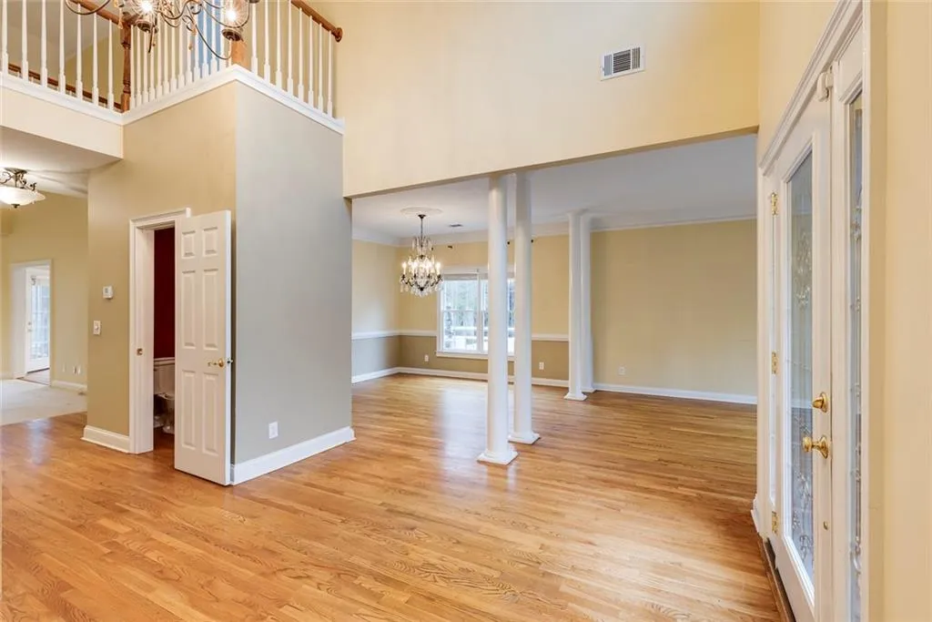 315 Whitley Park Drive, Sandy Springs, Georgia 30350, 4 Bedrooms Bedrooms, ,3 BathroomsBathrooms,Residential,Sold,315 Whitley Park Drive,7528287