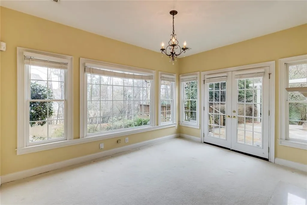 315 Whitley Park Drive, Sandy Springs, Georgia 30350, 4 Bedrooms Bedrooms, ,3 BathroomsBathrooms,Residential,Sold,315 Whitley Park Drive,7528287