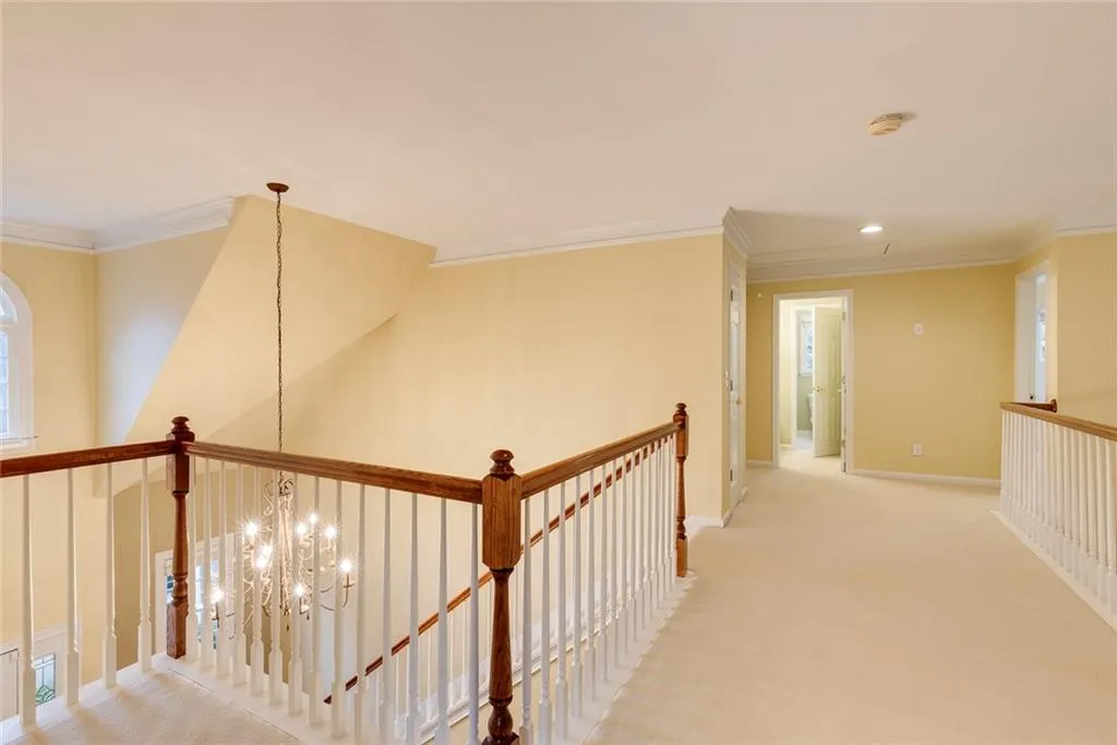 315 Whitley Park Drive, Sandy Springs, Georgia 30350, 4 Bedrooms Bedrooms, ,3 BathroomsBathrooms,Residential,Sold,315 Whitley Park Drive,7528287