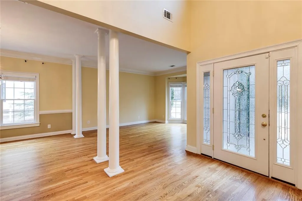 315 Whitley Park Drive, Sandy Springs, Georgia 30350, 4 Bedrooms Bedrooms, ,3 BathroomsBathrooms,Residential,Sold,315 Whitley Park Drive,7528287
