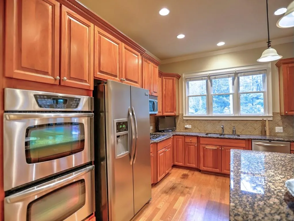 276 Mount Vernon Cove, Atlanta, Georgia 30328, 4 Bedrooms Bedrooms, ,4 BathroomsBathrooms,Residential,Sold,276 Mount Vernon Cove,6646083