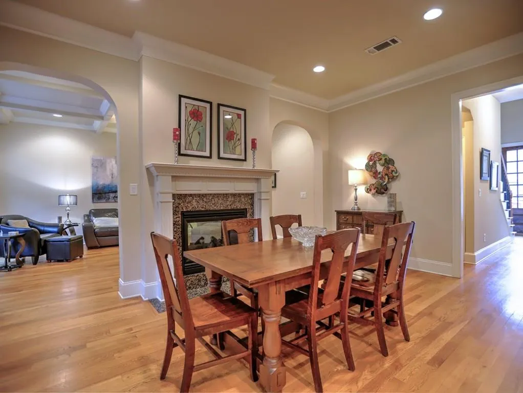 276 Mount Vernon Cove, Atlanta, Georgia 30328, 4 Bedrooms Bedrooms, ,4 BathroomsBathrooms,Residential,Sold,276 Mount Vernon Cove,6646083