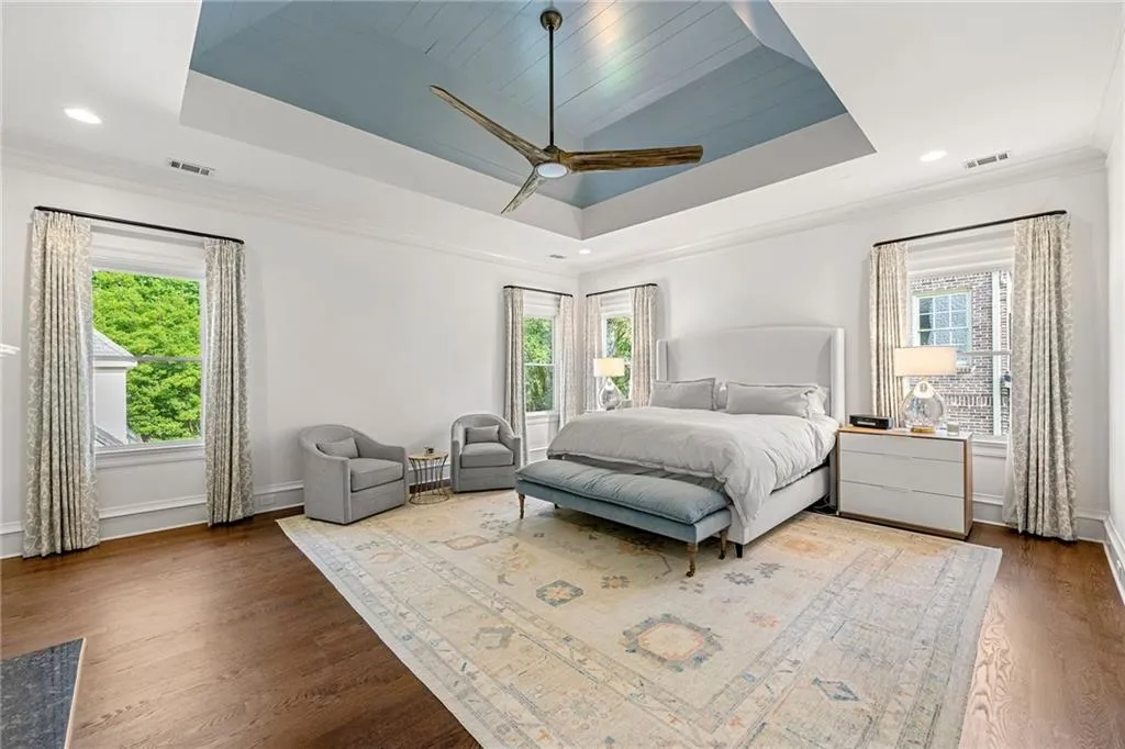 4005 N Stratford Road Ne, Atlanta, Georgia 30342, 6 Bedrooms Bedrooms, ,6 BathroomsBathrooms,Residential,For Sale,4005 N Stratford Road Ne,7567369