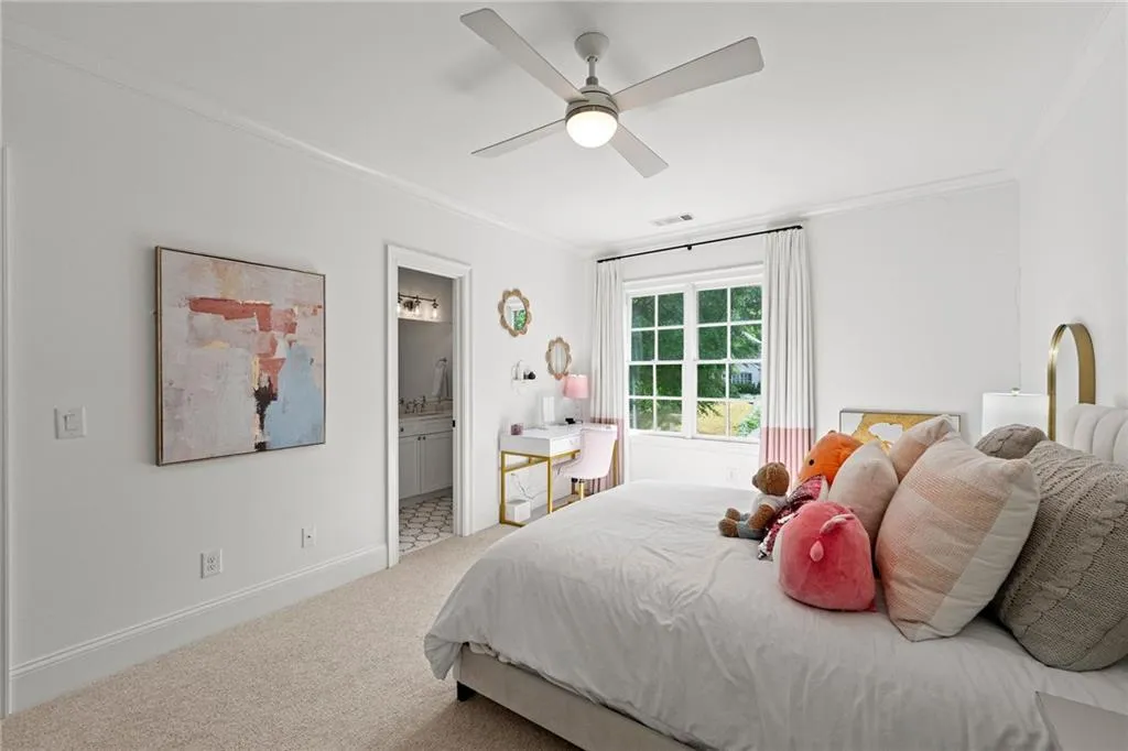 4005 N Stratford Road Ne, Atlanta, Georgia 30342, 6 Bedrooms Bedrooms, ,6 BathroomsBathrooms,Residential,For Sale,4005 N Stratford Road Ne,7567369