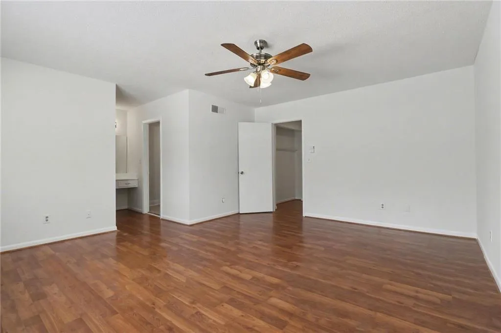 7306 Cardigan Circle, Atlanta, Georgia 30328, 2 Bedrooms Bedrooms, ,2 BathroomsBathrooms,Residential,For Sale,7306 Cardigan Circle,7740999