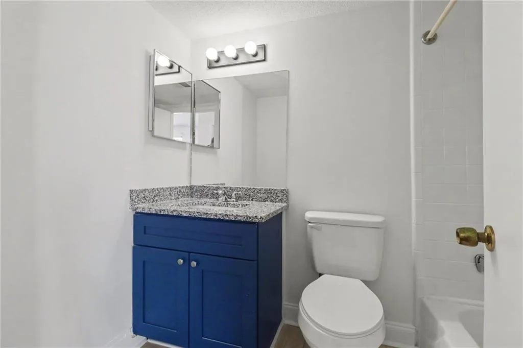 7306 Cardigan Circle, Atlanta, Georgia 30328, 2 Bedrooms Bedrooms, ,2 BathroomsBathrooms,Residential,For Sale,7306 Cardigan Circle,7740999