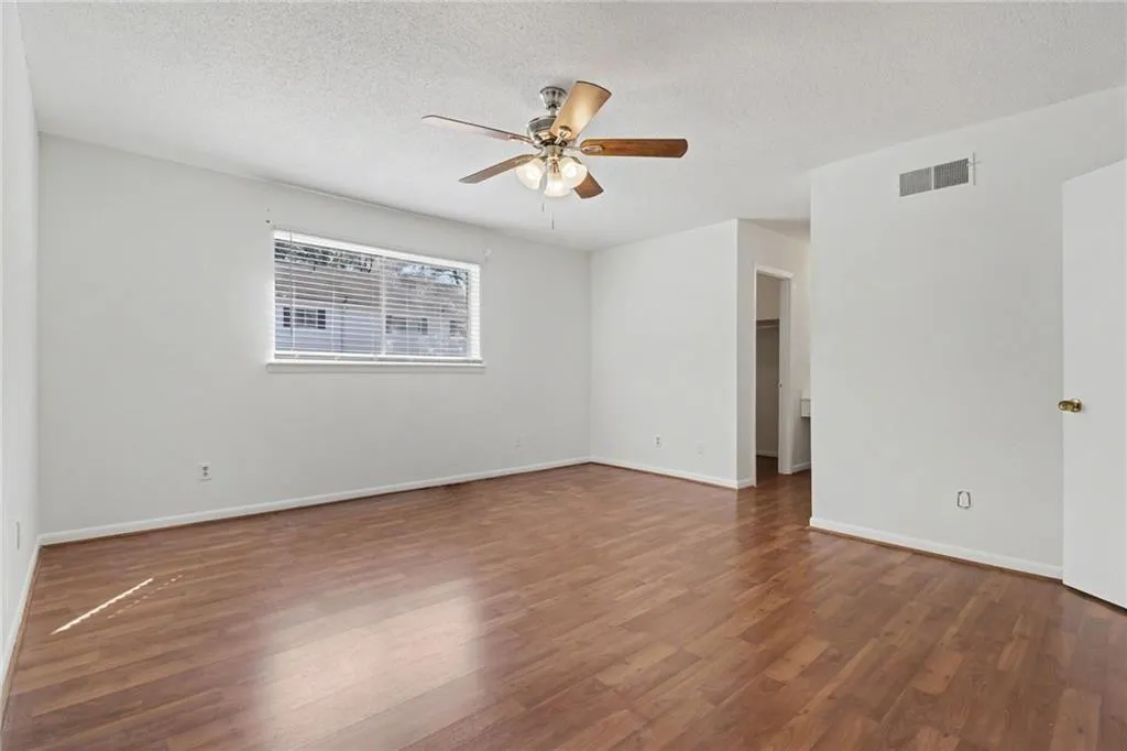 7306 Cardigan Circle, Atlanta, Georgia 30328, 2 Bedrooms Bedrooms, ,2 BathroomsBathrooms,Residential,For Sale,7306 Cardigan Circle,7740999