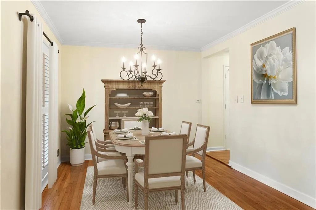 420 Brookfield Drive, Sandy Springs, Georgia 30342, 3 Bedrooms Bedrooms, ,2 BathroomsBathrooms,Residential,Sold,420 Brookfield Drive,6735603