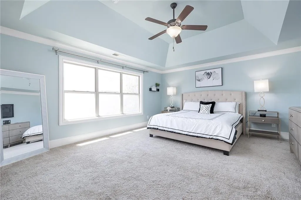 7760 Highland Bluff, Sandy Springs, Georgia 30328, 4 Bedrooms Bedrooms, ,2 BathroomsBathrooms,Residential,Sold,7760 Highland Bluff,7032763