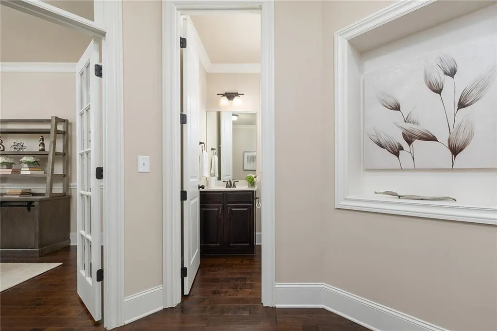 7760 Highland Bluff, Sandy Springs, Georgia 30328, 4 Bedrooms Bedrooms, ,2 BathroomsBathrooms,Residential,Sold,7760 Highland Bluff,7032763