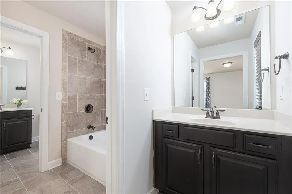 7760 Highland Bluff, Sandy Springs, Georgia 30328, 4 Bedrooms Bedrooms, ,2 BathroomsBathrooms,Residential,Sold,7760 Highland Bluff,7032763