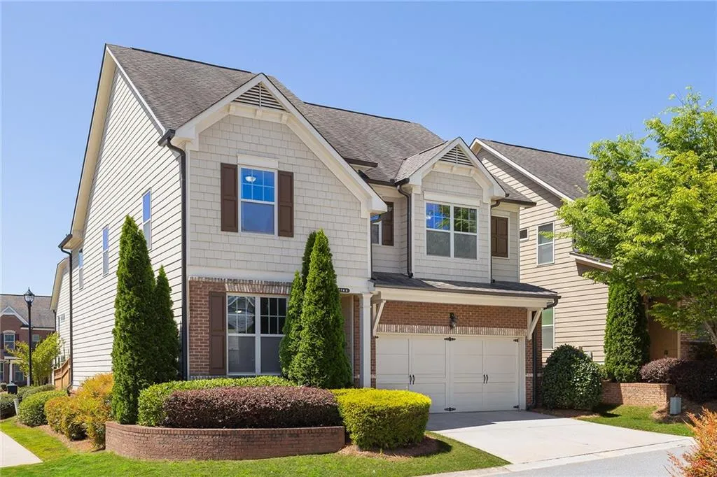 7760 Highland Bluff, Sandy Springs, Georgia 30328, 4 Bedrooms Bedrooms, ,2 BathroomsBathrooms,Residential,Sold,7760 Highland Bluff,7032763