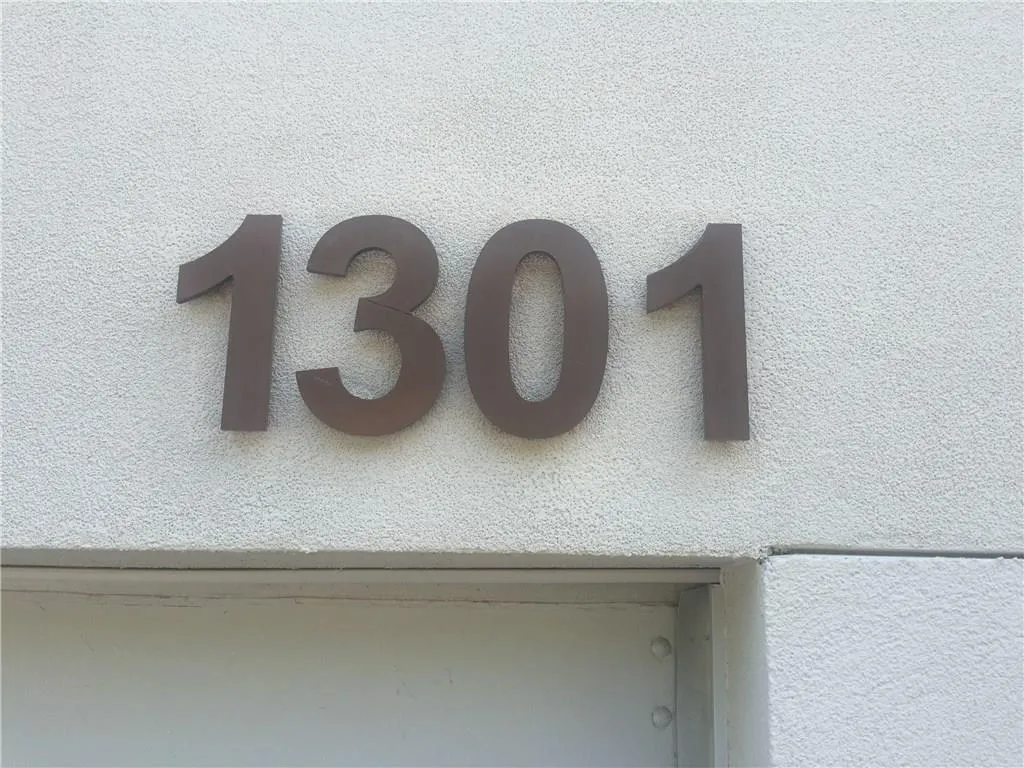 1301 Hoffman Lane Nw Unit 108, Atlanta, Georgia 30318, 2 Bedrooms Bedrooms, ,2 BathroomsBathrooms,Residential,Sold,1301 Hoffman Lane Nw Unit 108,5704001