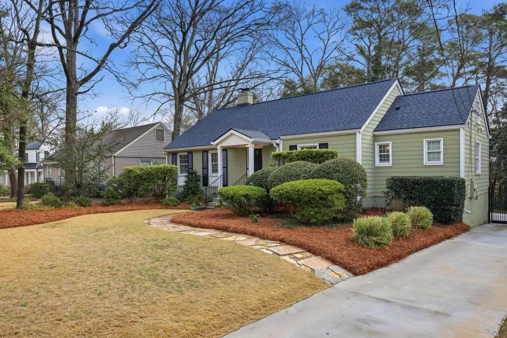 2993 Dale Drive, Atlanta, Georgia 30305, 3 Bedrooms Bedrooms, 0 ,2 BathroomsBathrooms,Residential,For Sale,2993 Dale Drive,7727927