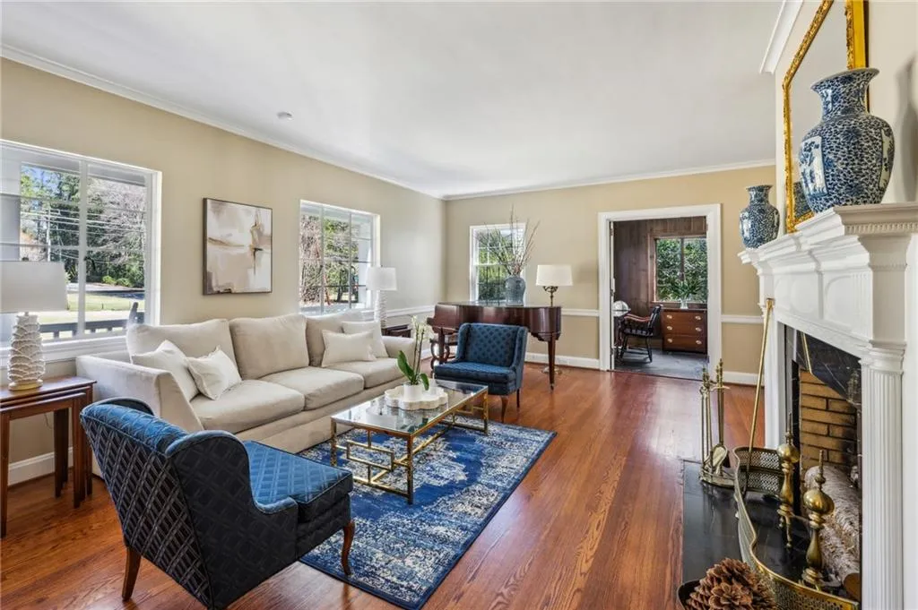 1664 W Wesley Road Nw, Atlanta, Georgia 30327, 6 Bedrooms Bedrooms, ,7 BathroomsBathrooms,Residential,For Sale,1664 W Wesley Road Nw,7538226