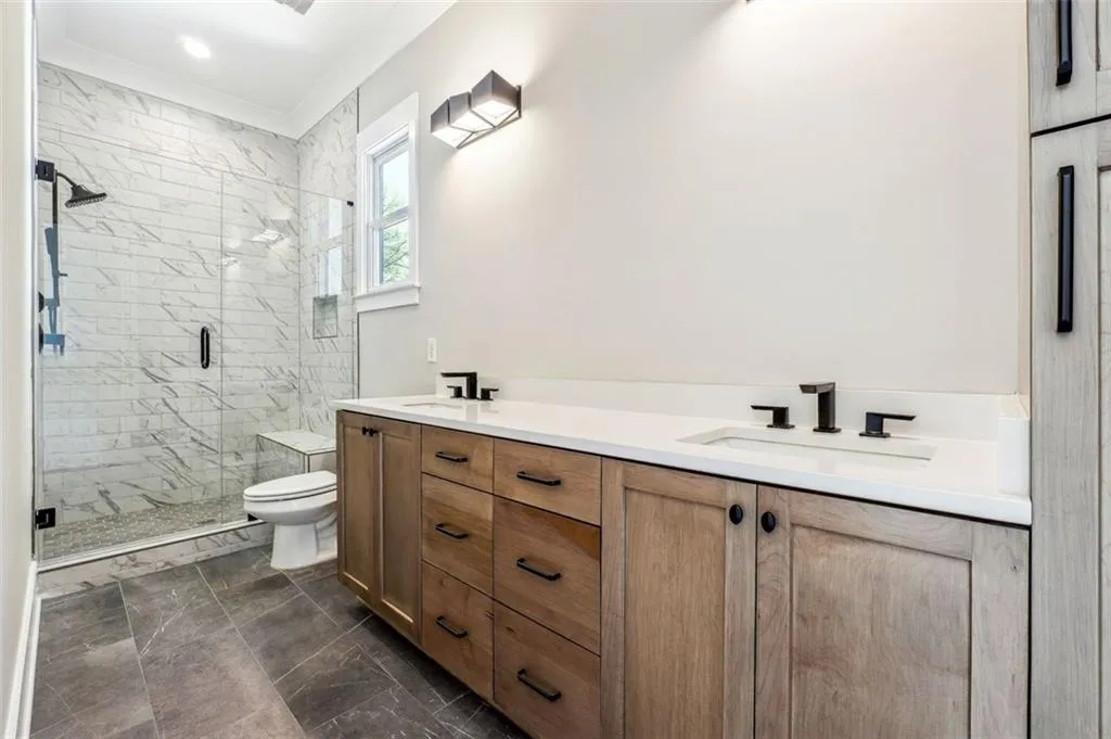 4132 Haverhill Drive Ne, Atlanta, Georgia 30342, 6 Bedrooms Bedrooms, ,7 BathroomsBathrooms,Residential,For Sale,4132 Haverhill Drive Ne,7640354