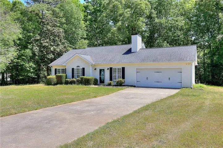1022 Carriage Way, Loganville, Georgia 30052
