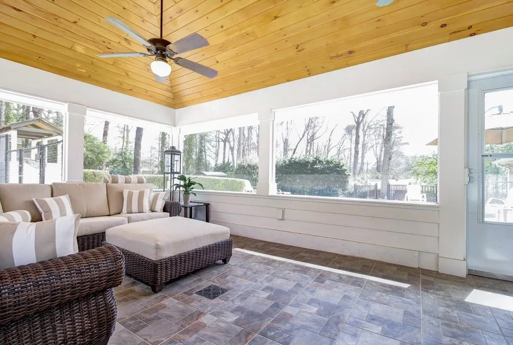 4755 Huntley Drive, Atlanta, Georgia 30342, 3 Bedrooms Bedrooms, ,2 BathroomsBathrooms,Residential,Sold,4755 Huntley Drive,5660388