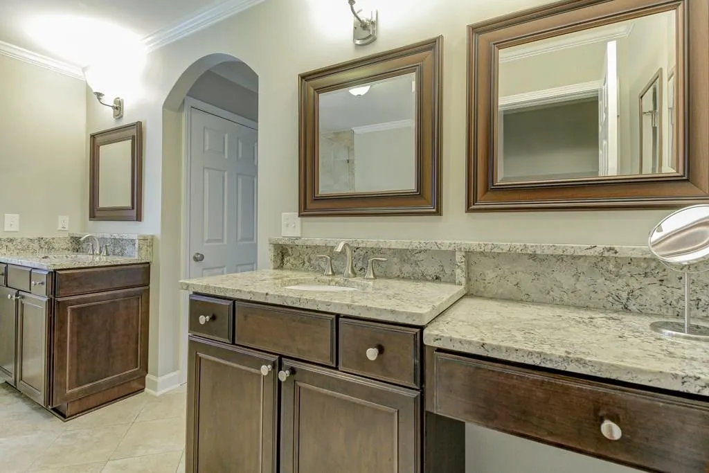 4755 Huntley Drive, Atlanta, Georgia 30342, 3 Bedrooms Bedrooms, ,2 BathroomsBathrooms,Residential,Sold,4755 Huntley Drive,5660388