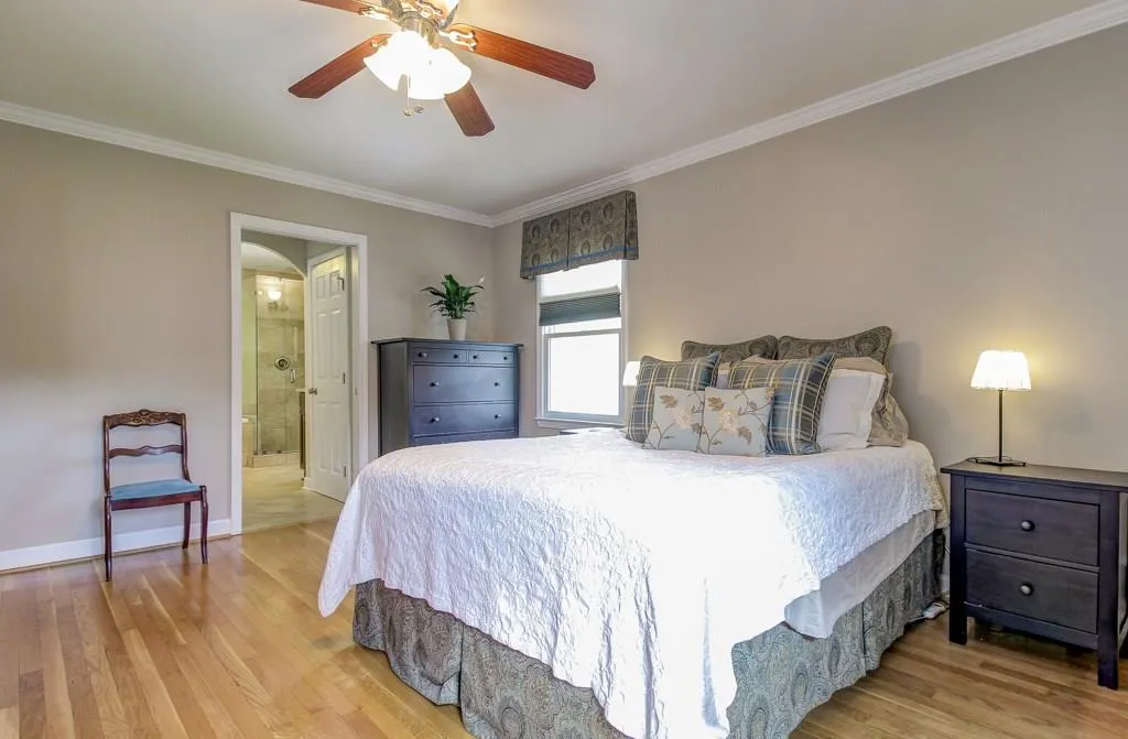 4755 Huntley Drive, Atlanta, Georgia 30342, 3 Bedrooms Bedrooms, ,2 BathroomsBathrooms,Residential,Sold,4755 Huntley Drive,5660388