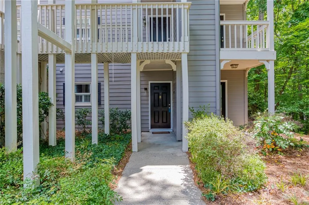 1100 Camden Court, Atlanta, Georgia 30327, 2 Bedrooms Bedrooms, ,2 BathroomsBathrooms,Residential,Sold,1100 Camden Court,6752717