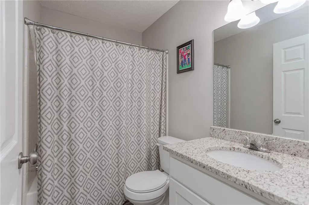 1100 Camden Court, Atlanta, Georgia 30327, 2 Bedrooms Bedrooms, ,2 BathroomsBathrooms,Residential,Sold,1100 Camden Court,6752717