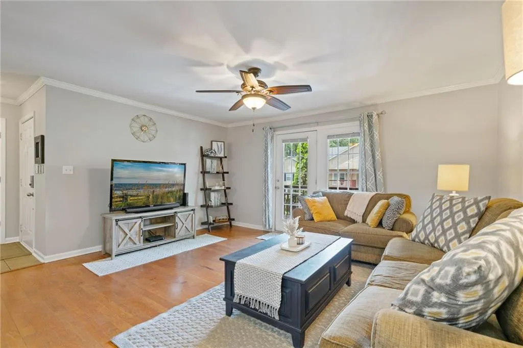 1807 Brighton Point Unit 18g, Atlanta, Georgia 30328, 3 Bedrooms Bedrooms, ,2 BathroomsBathrooms,Residential,For Sale,1807 Brighton Point Unit 18g,7627916