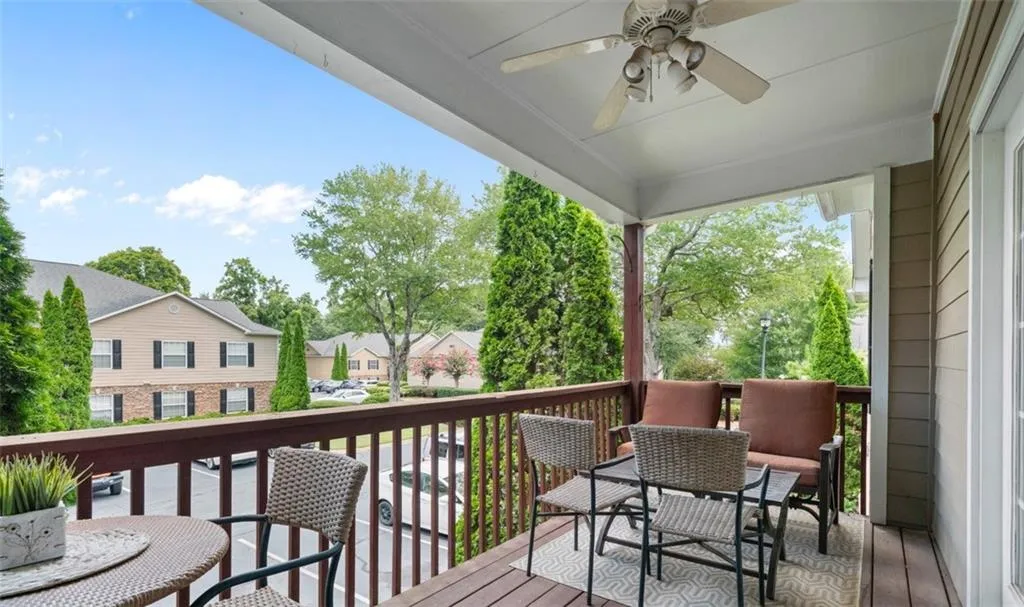 1807 Brighton Point Unit 18g, Atlanta, Georgia 30328, 3 Bedrooms Bedrooms, ,2 BathroomsBathrooms,Residential,For Sale,1807 Brighton Point Unit 18g,7627916