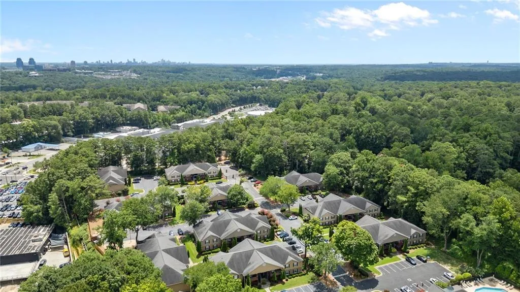 1807 Brighton Point Unit 18g, Atlanta, Georgia 30328, 3 Bedrooms Bedrooms, ,2 BathroomsBathrooms,Residential,For Sale,1807 Brighton Point Unit 18g,7627916