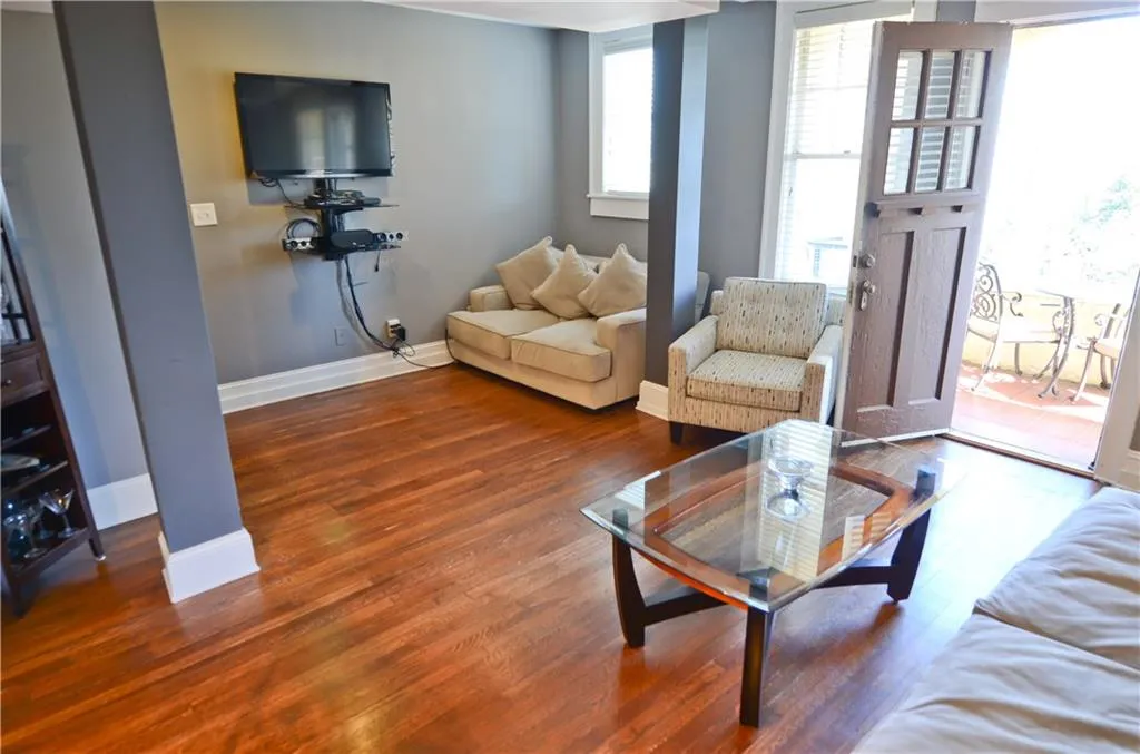 2855 Peachtree Road Unit 316, Atlanta, Georgia 30305, 2 Bedrooms Bedrooms, ,2 BathroomsBathrooms,Residential,Sold,2855 Peachtree Road Unit 316,5652434
