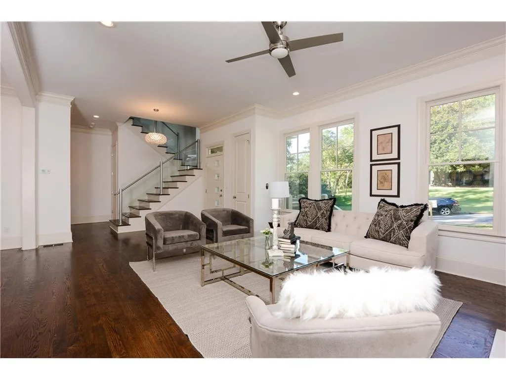 5881 Hilderbrand Drive, Sandy Springs, Georgia 30328, 5 Bedrooms Bedrooms, ,3 BathroomsBathrooms,Residential,Sold,5881 Hilderbrand Drive,5773828